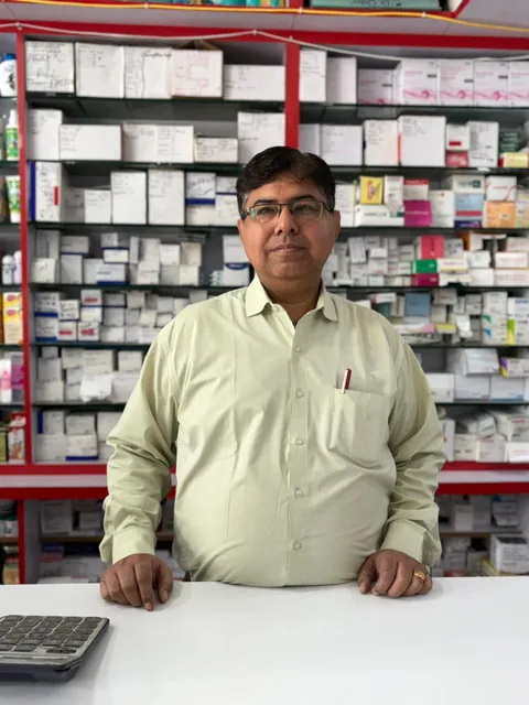Mr. Bittu Bhatia, Founder & Senior Pharmacist at Gautam Chemist